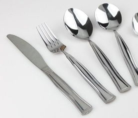 批發(fā)服裝廠家與日用百貨 供應(yīng)鏈優(yōu)勢(shì)與市場(chǎng)機(jī)遇